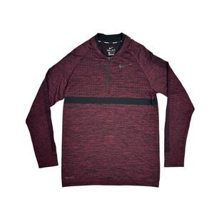 Nike Men’s Dri-Fit 1/2 Zip Seamless Top Golf Pullover Burgundy Crush/Black Small